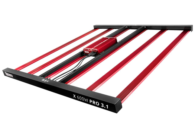 Photontek X 600W Pro 3.1 LED grow light, view 2